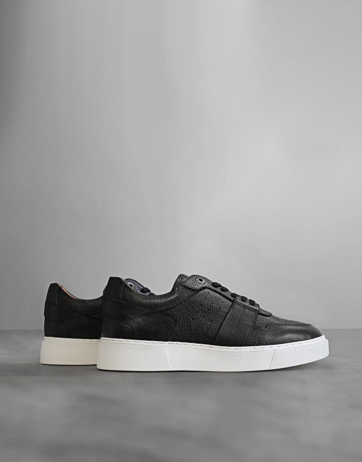 Fade Court Black Sneakers