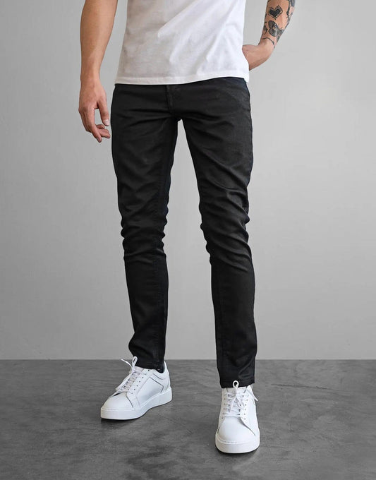 Fade Iconic Rogue Black Jeans