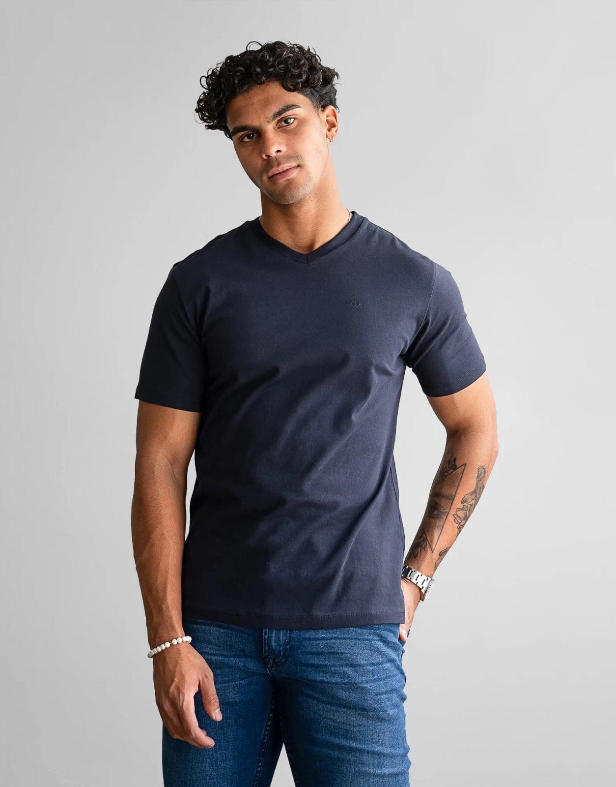 Fade Essential V-Neck Navy T-Shirt