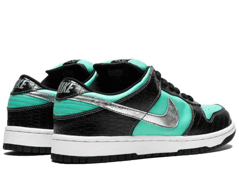 Nike SB Dunk Low Diamond Supply Co. Aqua Blue